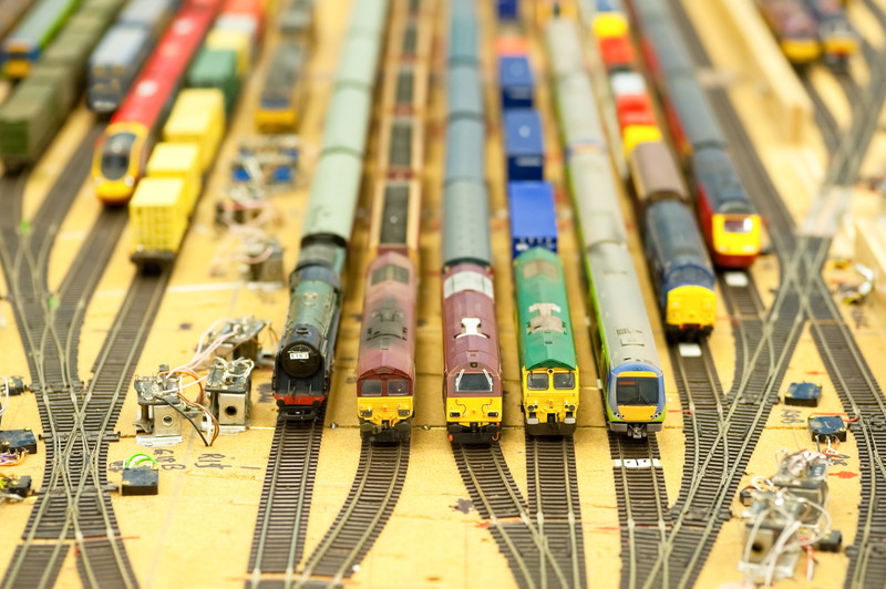 鉄道模型を並べる